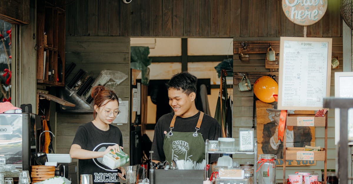 Salongrounds Cafe / Restaurant contact